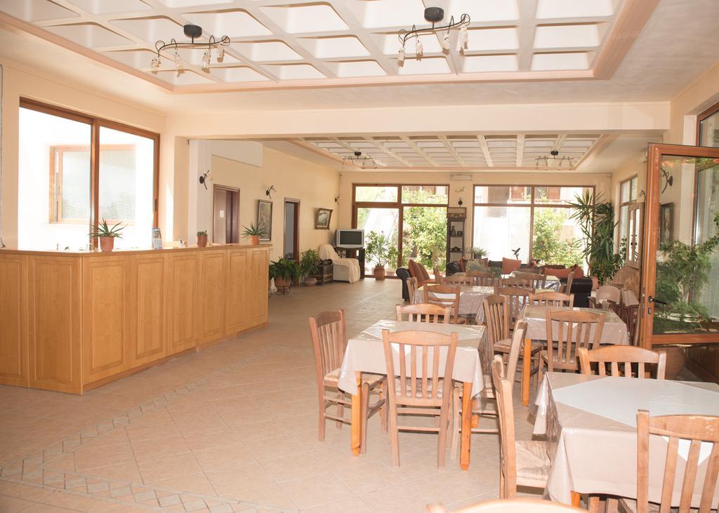 Morfoula Aparthotel Ватера Екстериор снимка