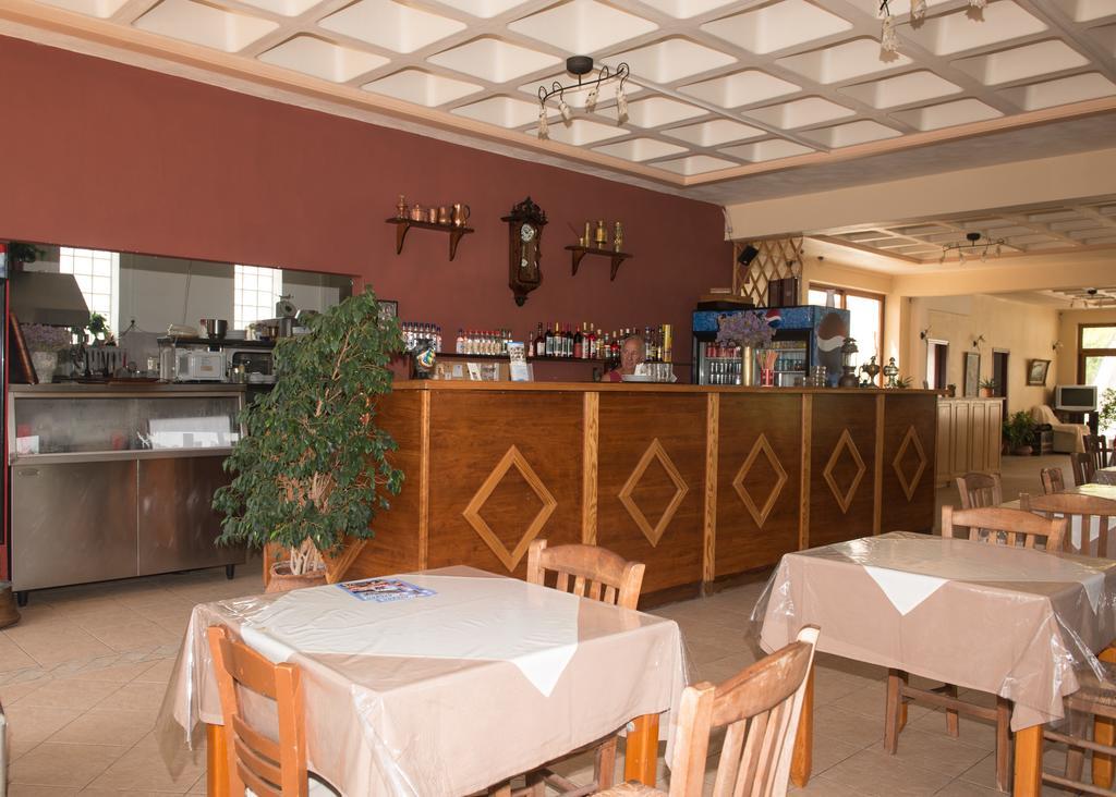 Morfoula Aparthotel Ватера Екстериор снимка