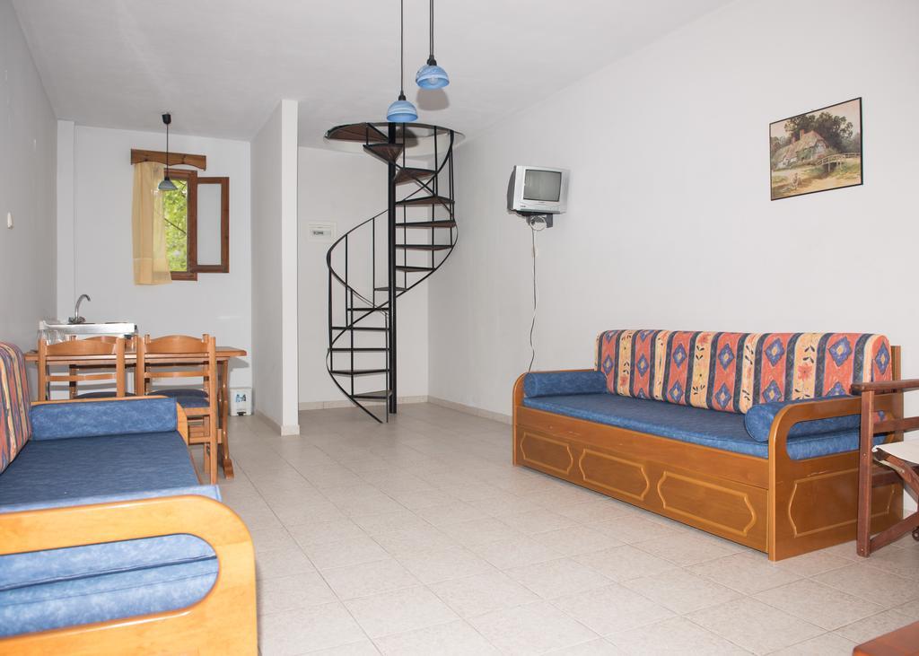 Morfoula Aparthotel Ватера Стая снимка